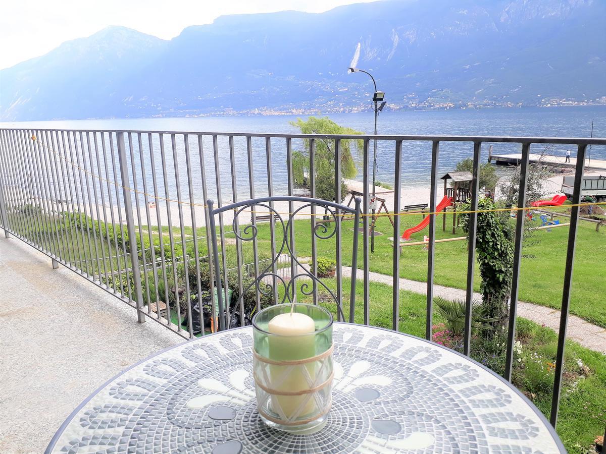 Campione Giulia Exclusive Lakefront Apartment By Gardadomusmea Campione del Garda Exteriér fotografie